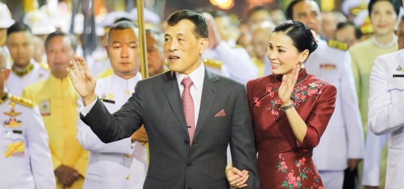 ประมวลภาพประวัติศาสตร์‘ในหลวง-พระราชินี’ เสด็จฯเยาวราช