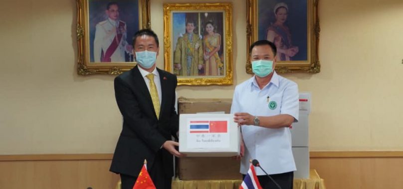 รัฐบาลจีนส่งมอบเวชภัณฑ์ช่วยไทยสู้ COVID-19